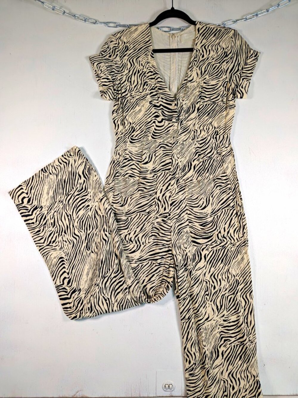 Capulet Womens Zebra Print V-Neck Wide Leg Jumpsuit Short Sleeve Pockets Size S
